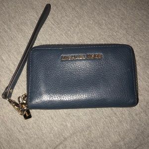 MICHAEL KORS WRISTLET//WALLET